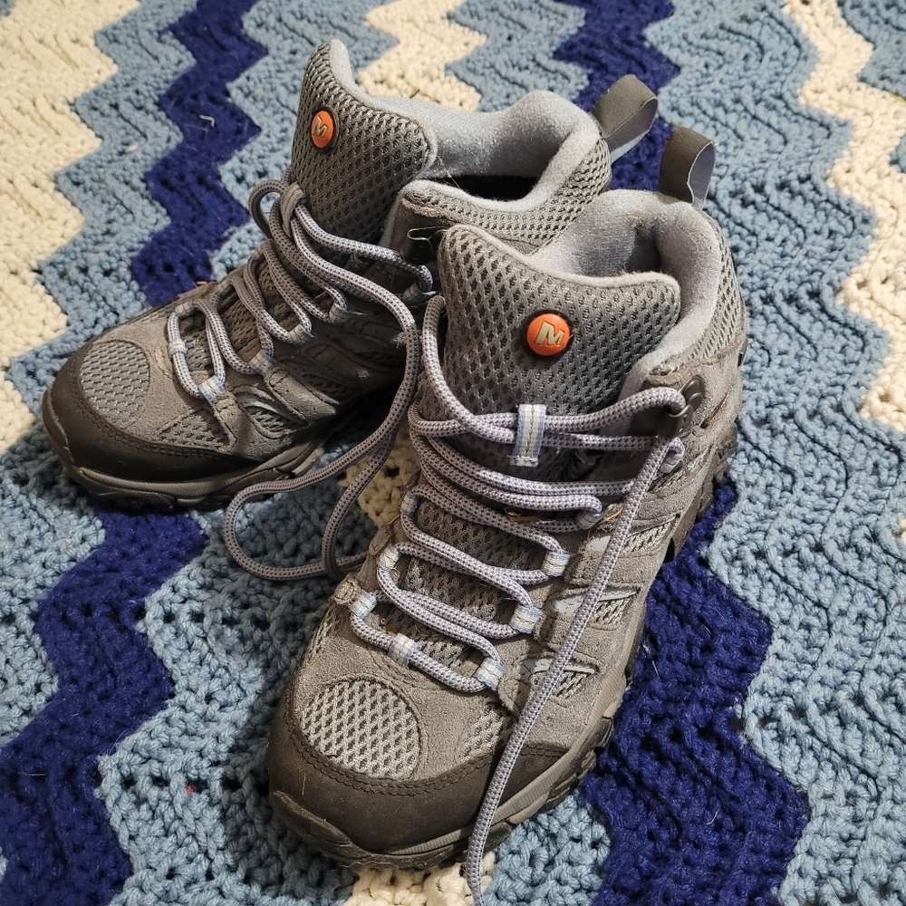 Merrell Vibram Waterproof Hiking Shoes women size 6